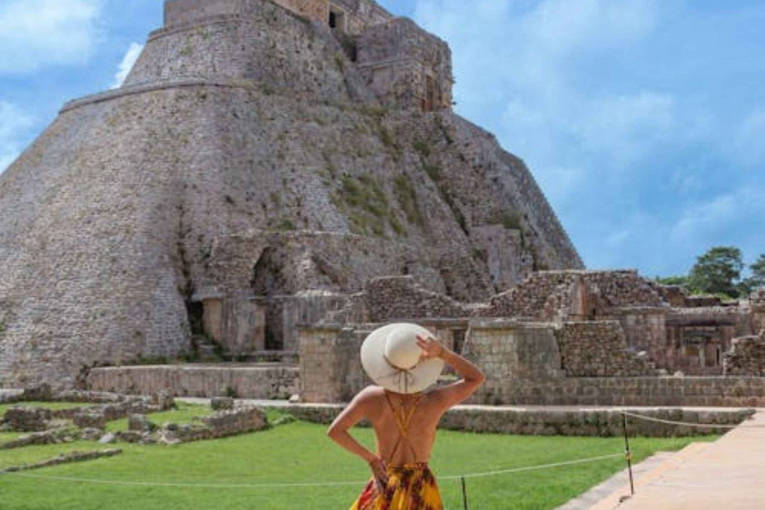 Méridasta: Uxmal ja upeat cenotet opastettu kierros lounaalla
