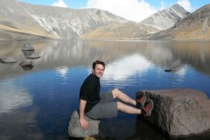 Från Mexico City: Heldags vandring till vulkankrater och sjö