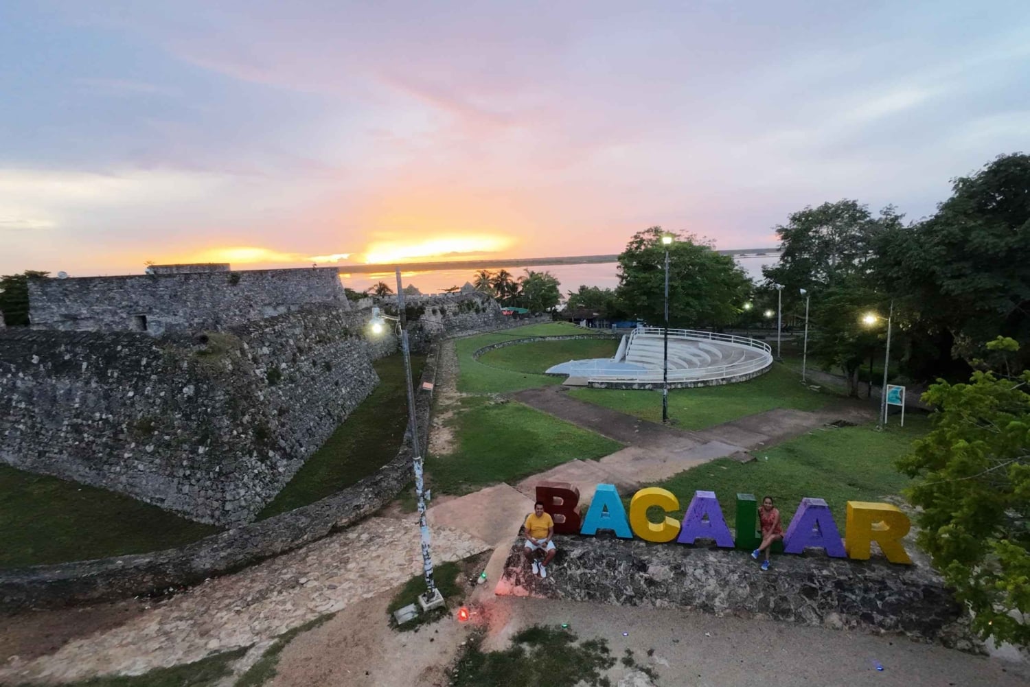 Da Cidade do México: 4 dias Laguna de 7 colores Bacalar Tour com guia