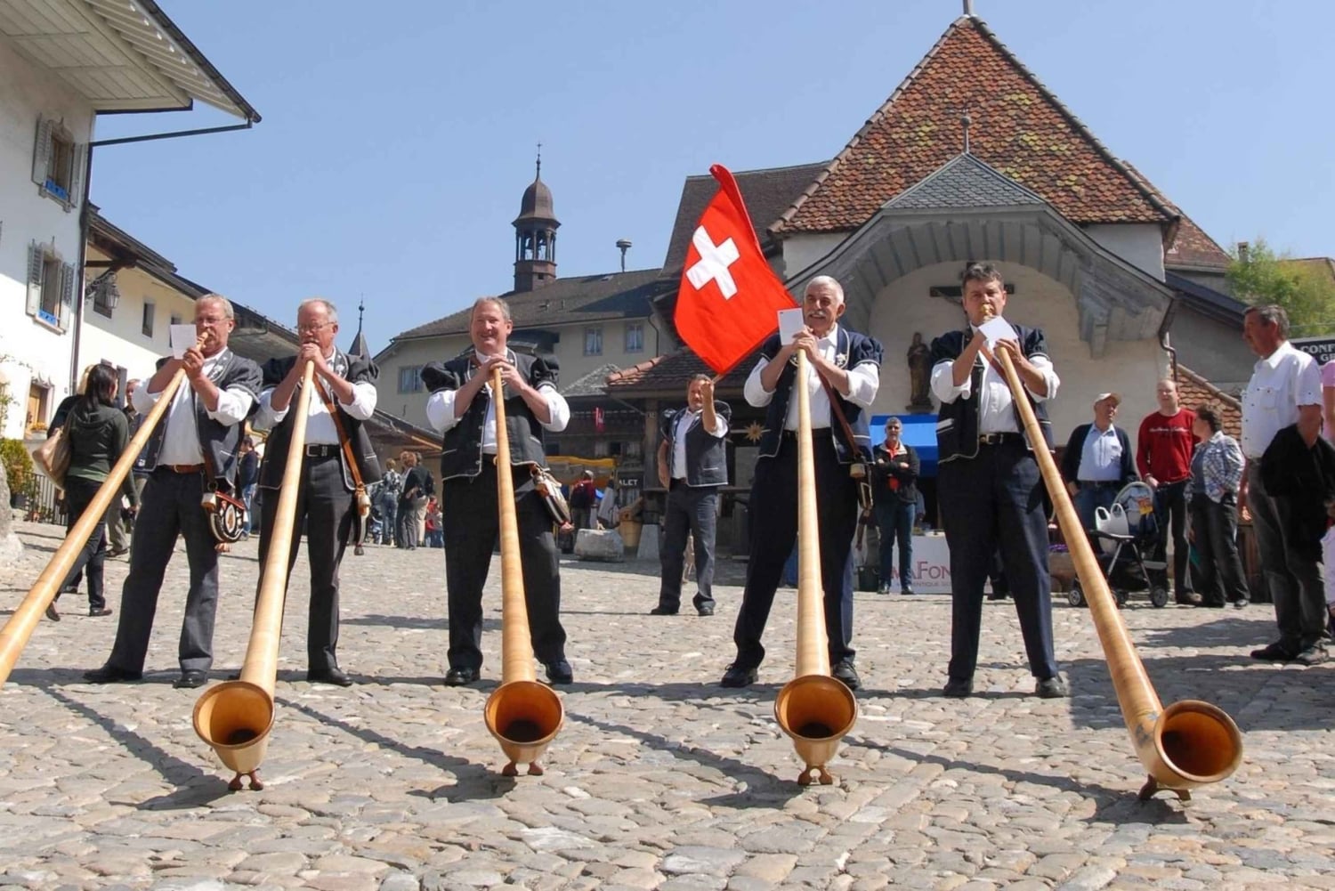 Fra Montreux: Dagstur med ost og sjokolade i Gruyères