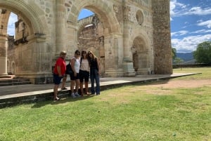 Depuis Oaxaca : Excursion à Monte Albán et dans les villes d'artisanat d'art