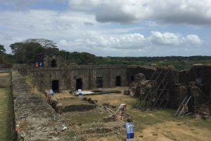 Från Panamá City: Panamakanalen och Fort San Lorenzo