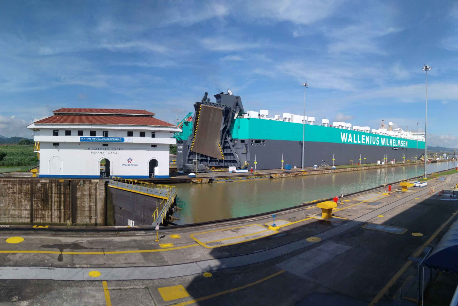 From Panama City: Panama Canal and Monkey Island Tour