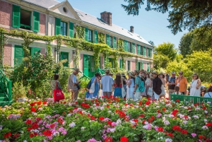 From Paris: Giverny Audio-Guided Tour
