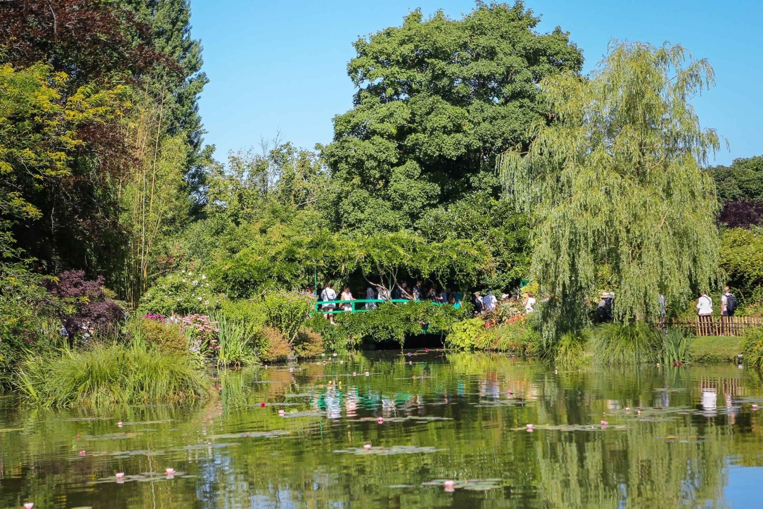 De Paris: Viagem de 1 dia a Giverny com guia de áudio ou guia ao vivo