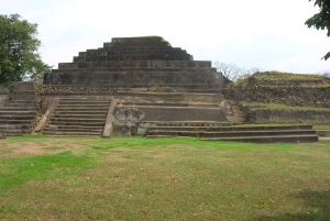 Z San Salvador: Wycieczka archeologiczna po dziedzictwie Majów