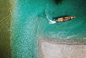 Von Tirana/Golem/Durres: Komani-See und Shala-Fluss-Tour