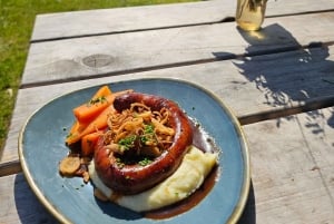 Windermerestä: Muncaster Castle