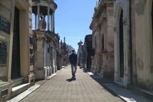 Full Day Tour with a Cultural Perspective + Palacio Barolo