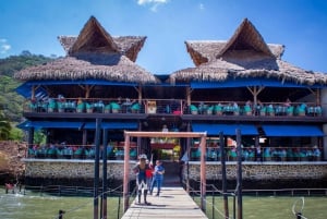 Guadalajara: Lake Chapala and Ajijic Day Trip with Boat Trip