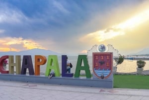 Guadalajara: Lake Chapala and Ajijic Day Trip with Boat Trip