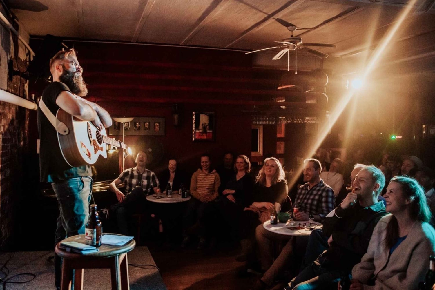 ハンブルク：モイン コメディ クラブ スタンドアップ コメディ ライブ ショー チケット