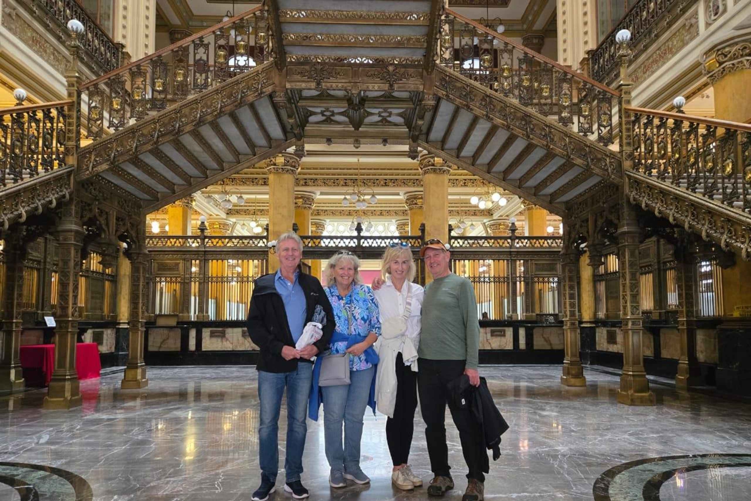 Historic Center: Private tour with murals, history, and churros