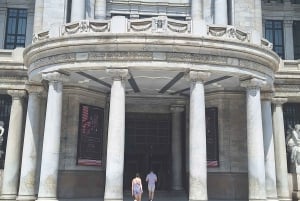 Historic Center: Private tour with murals, history, and churros