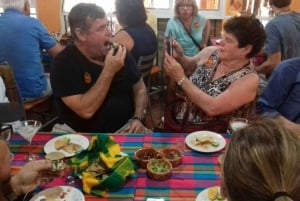 Huatulco: tour guiado por la ciudad de México con degustación de tacos y bebidas