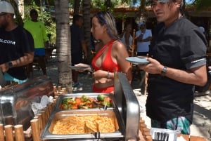 Isla Mujeres: Katamaran og snorkeloplevelse kun for voksne