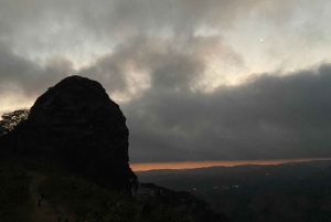 ラ・リベルタ州：ペニョン・デ・コマサグアハイキング