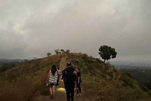 ラ・リベルタ州：ペニョン・デ・コマサグアハイキング