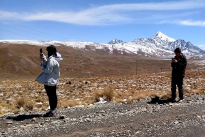 LA PAZ: TOUR GUIADO CHACALTAYA + VALLE DE LA LUNA
