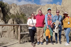 La Paz: Private City Tour with Cable Car & Moon Valley Visit