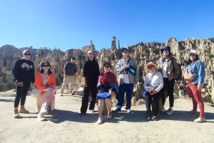 La Paz: Private City Tour with Cable Car & Moon Valley Visit