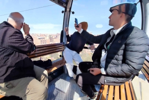 La Paz: Private City Tour with Cable Car & Moon Valley Visit