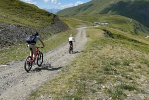 La Thuile: E-Bike ride to Discover Chaz Dura & Lake Verney