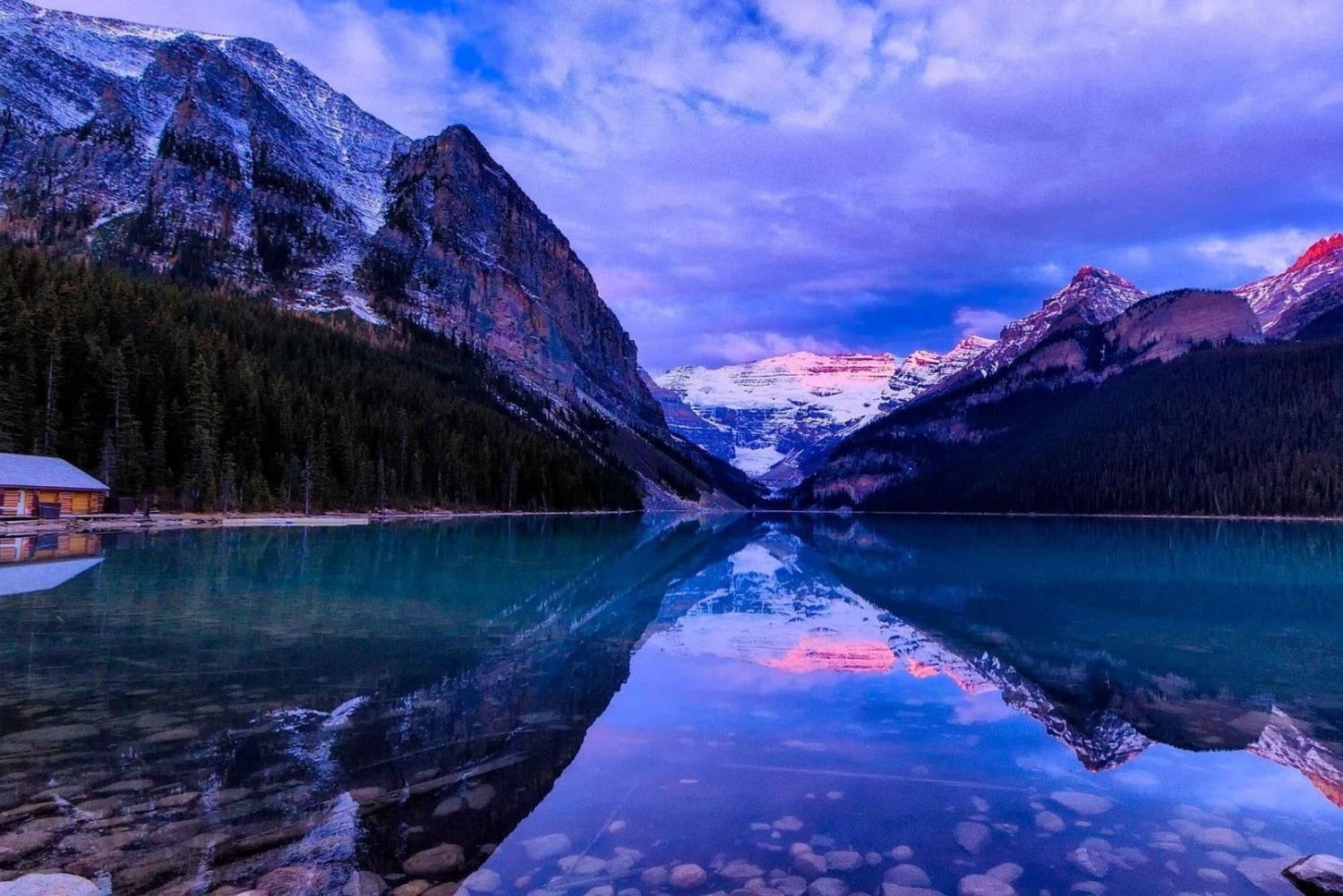 Lake Louise & Emerald Lake Half Day Tour from Canmore/Banff