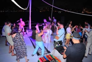 Los Cabos Sunset Catamaran with Open Bar & Live Music