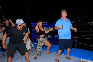 Los Cabos Sunset Catamaran with Open Bar & Live Music