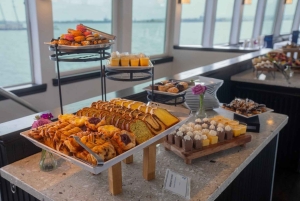 Marina del Rey: City Cruises -shamppanjabrunssiristeily