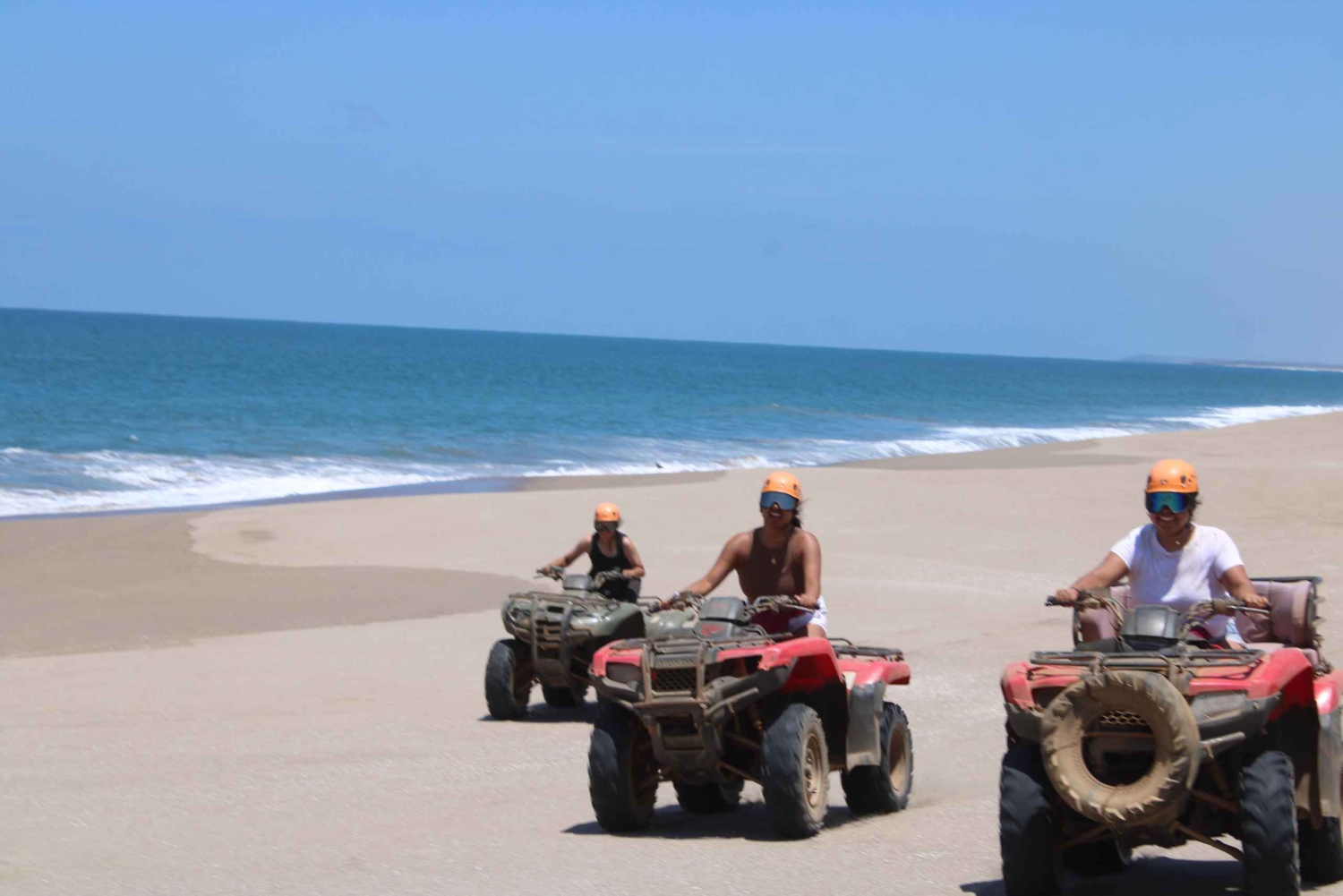 Mazatlán: Strand- og jungle-ATV-tur med frokost og tequila-smagning