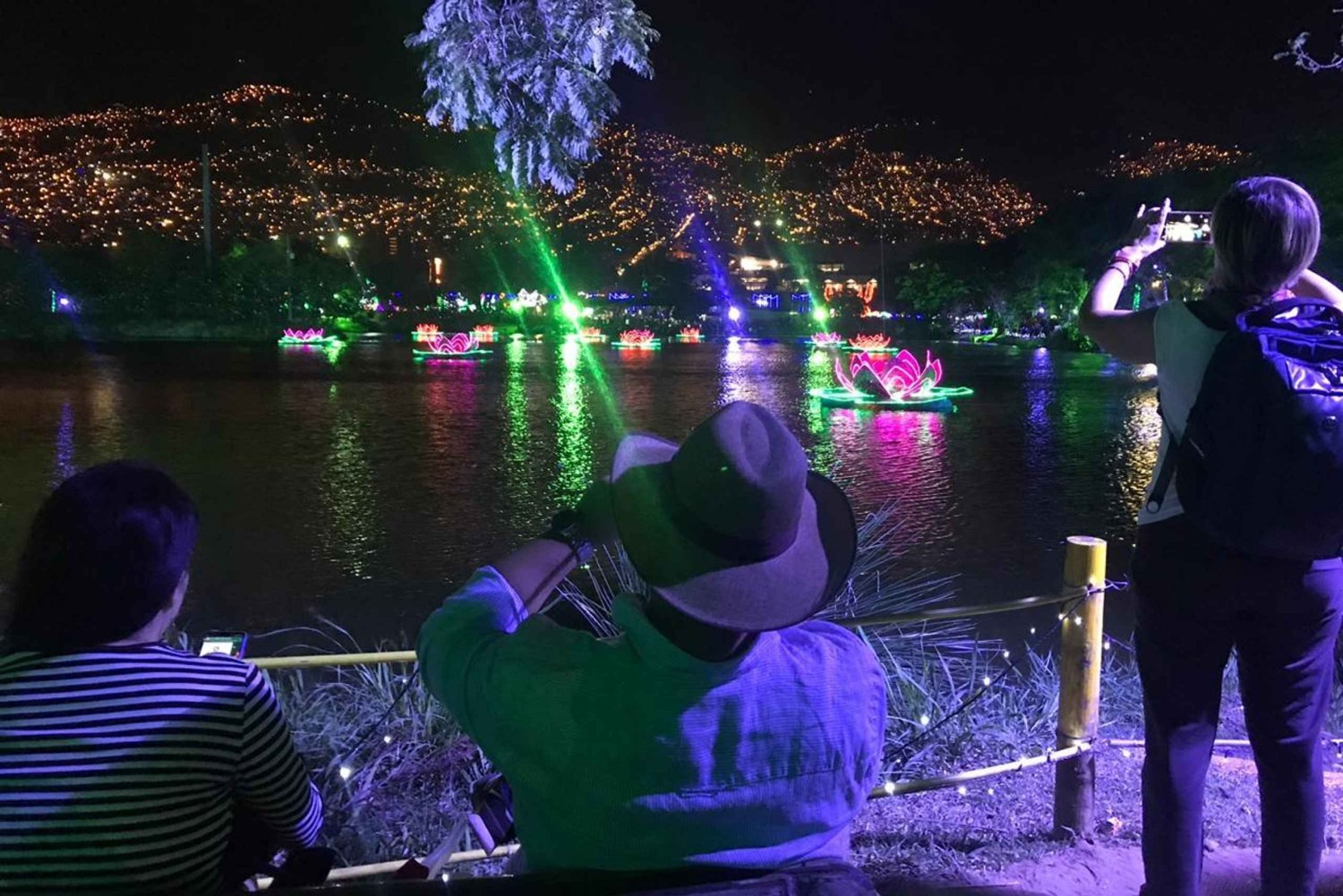 Kerstverlichtingstour door Medellin