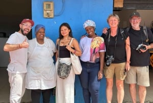 Медельин: экскурсия по городу на канатной дороге и скрытое уличное искусство