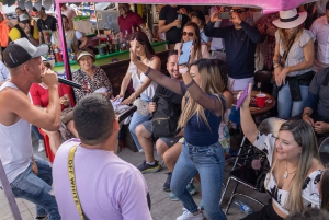 Medellin: City Tour & Comuna 13 Graffiti Tour