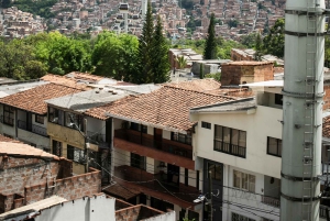 Medellin: City Tour & Comuna 13 Graffiti Tour