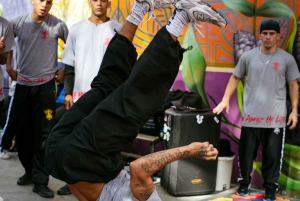 Medellin: City Tour & Comuna 13 Graffiti Tour