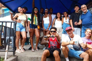 Medellín: Wycieczka po graffiti w Comuna 13 z ulicznym jedzeniem i kolejką linową