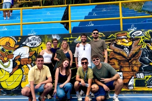 Medellín:Comuna 13 histoire-alimentation-peinture à la bombe