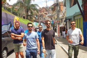 Medellín: Comuna 13 Street Art and Street Food Tour