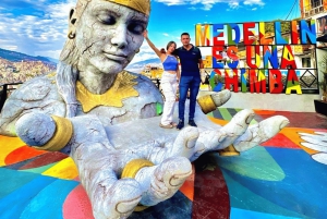 Medellín : Visite de la Comuna 13, une histoire vraie et de la cuisine de rue