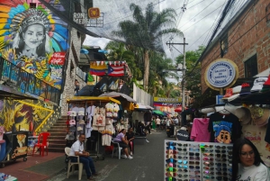 Medellín: Kulturrundtur med lunch och Commune 13