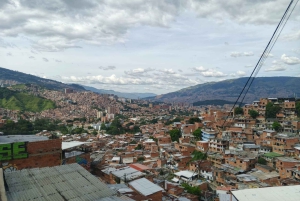Medellín: Kulturrundtur med lunch och Commune 13