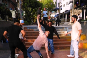 Medellín: Drink & Dance Experience