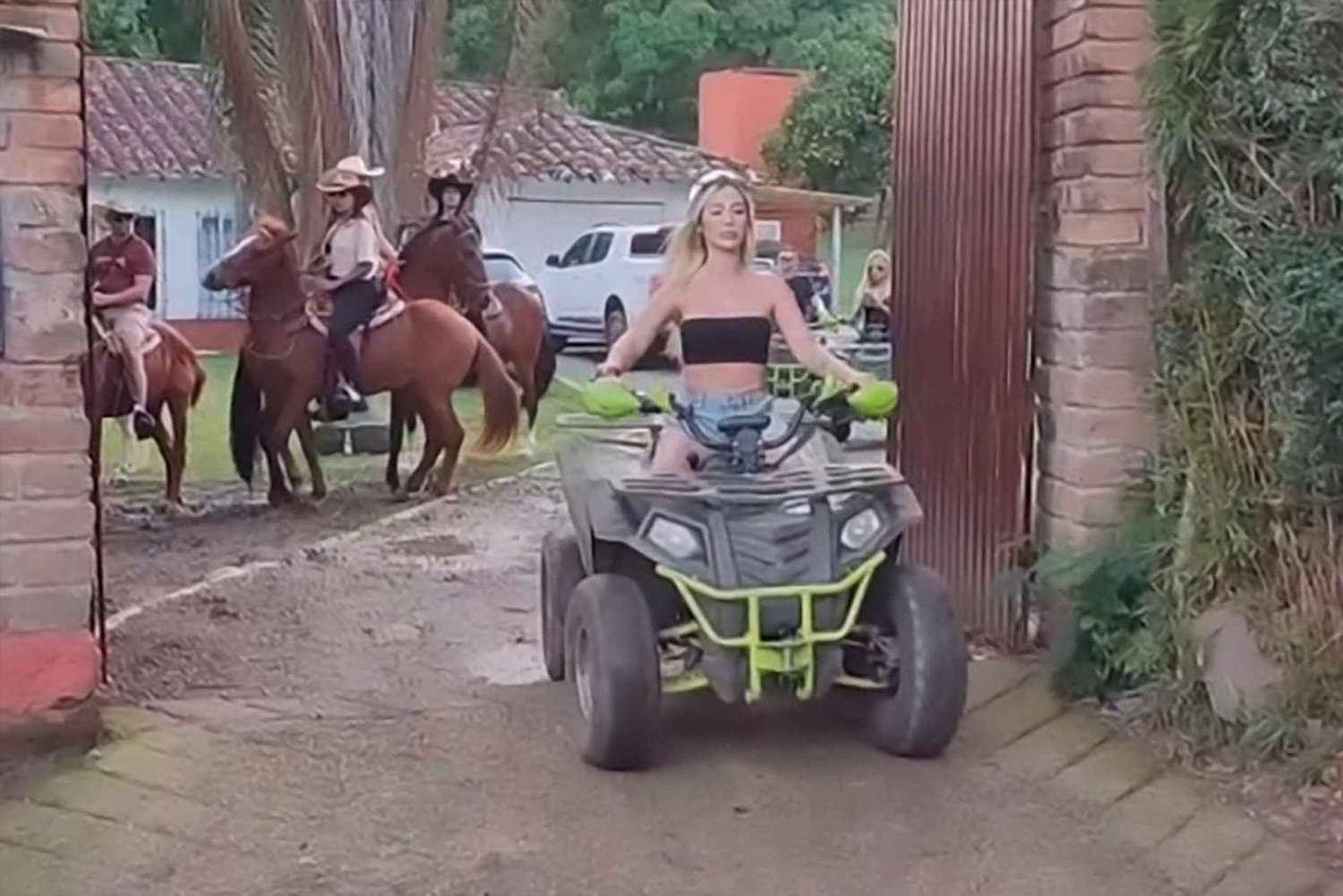 Medellín: Full-Day ATV and Horseback Riding Adventure + Paisa Lunch