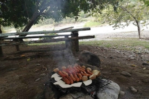 MedellÃn: Ganztägiges privates Picknick am Flussufer