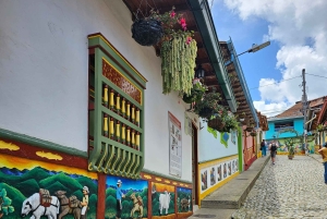 Medellin: Guatape, El Peñol Coffee Farm Private Tour & Fruit