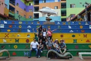 Medellín: Guatapé & El Peñol met boottocht, lunch en transfer