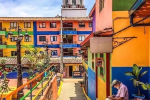 Medellín: Guatapé & Piedra del Peñol Private Tour