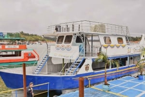 Medellin: Guatapé Tour, Lunch, Cruise, & Piedra del Peñol